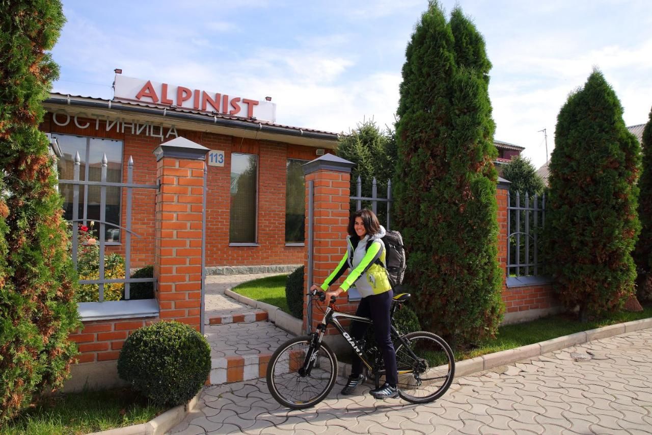 Отель Alpinist Hotel Бишкек-21