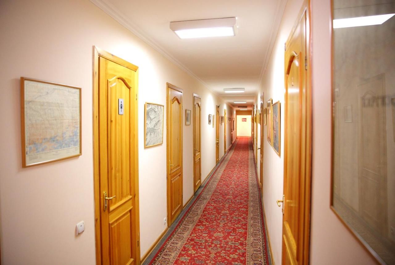 Отель Alpinist Hotel Бишкек-28
